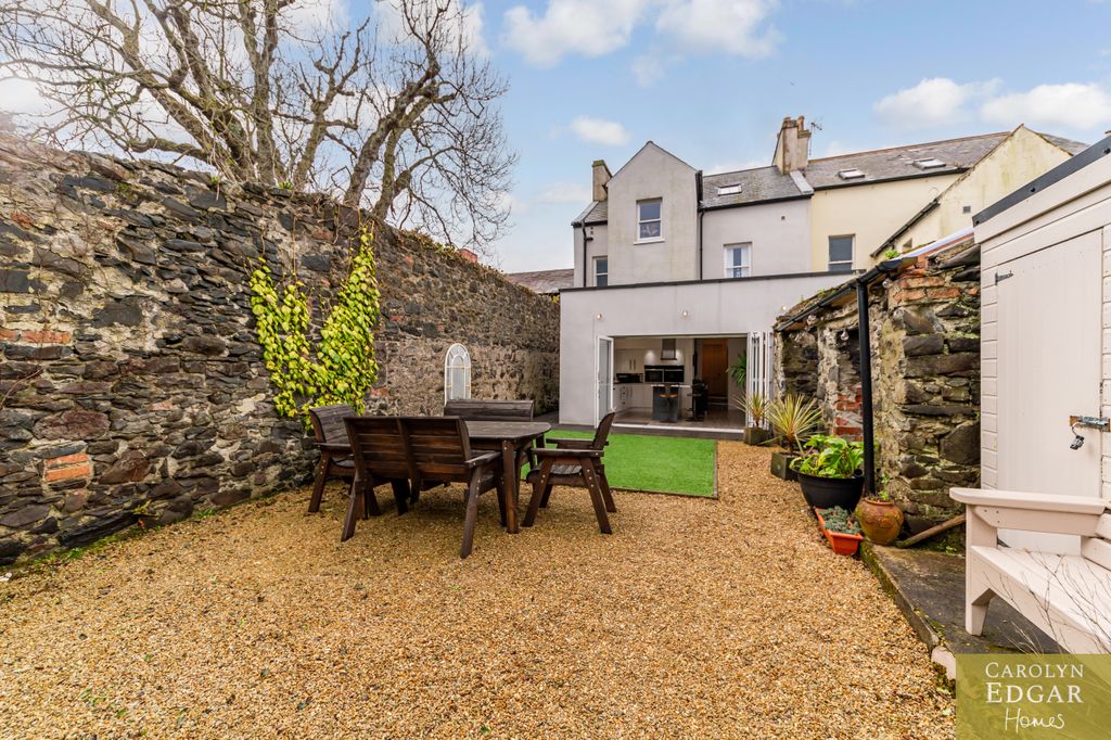 Property photo 1 of 67 119