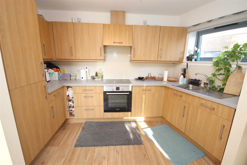 Property photo 3 of 8 Img_1563.Jpg