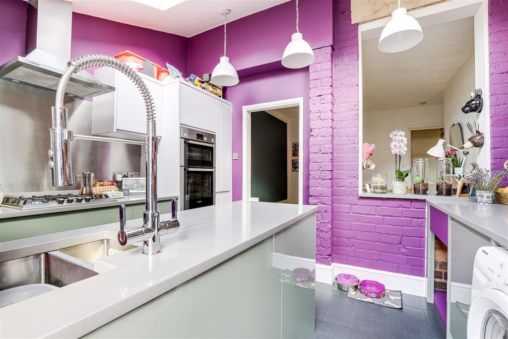 Property photo 2 of 21 Img_5252-Img_5256.Jpg