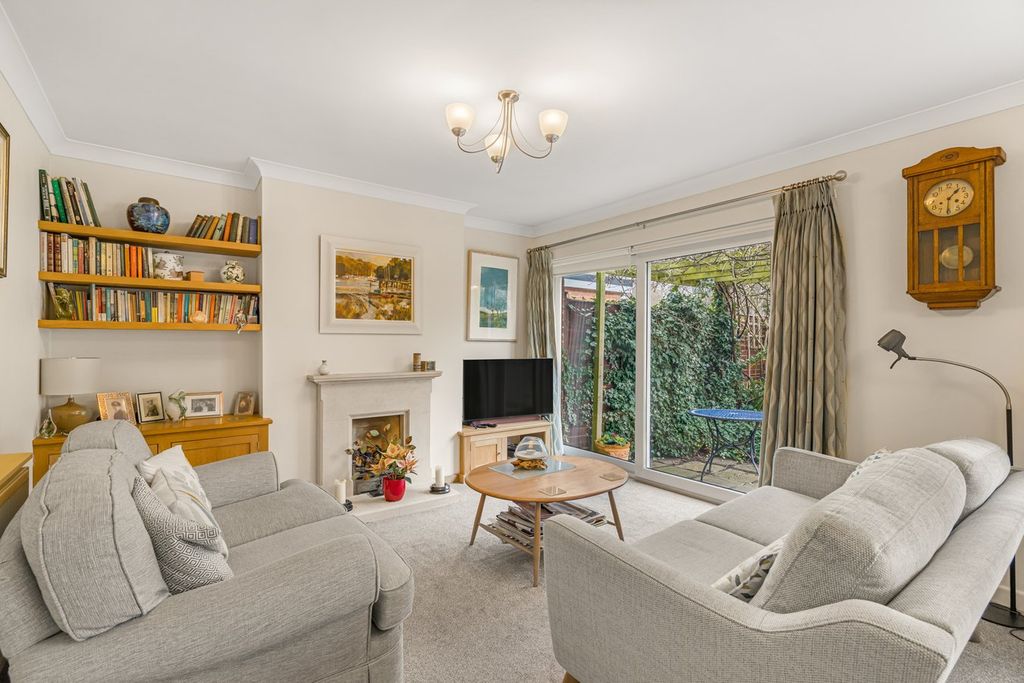 Property photo 2 of 15