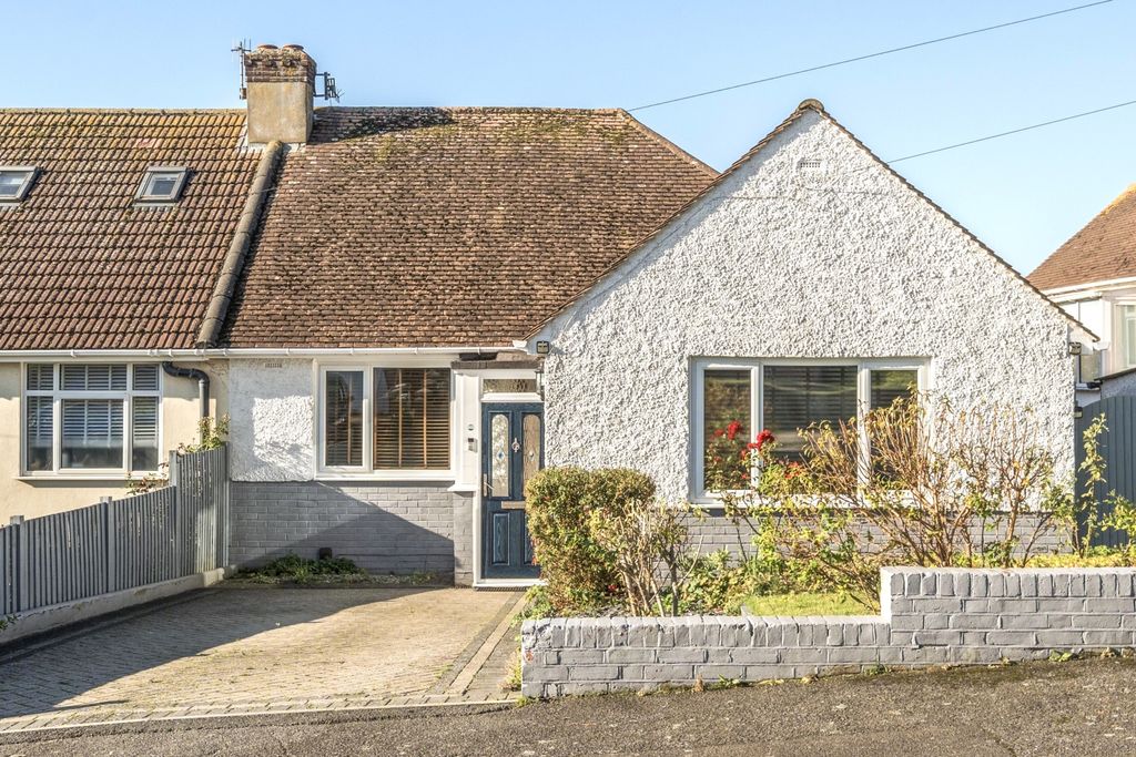 Property photo 1 of 18 1359931-16-68Da86A461F88