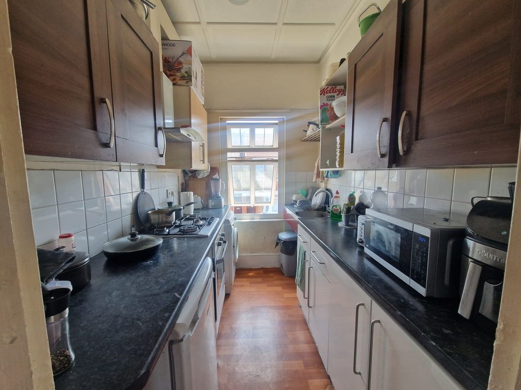 Property photo 2 of 3