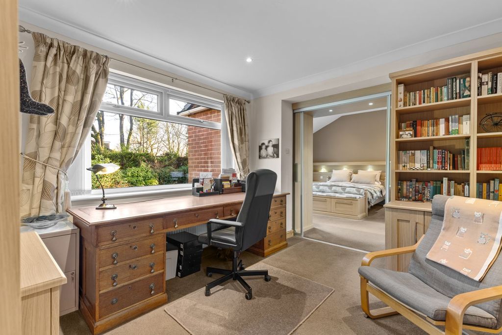 Property photo 2 of 64