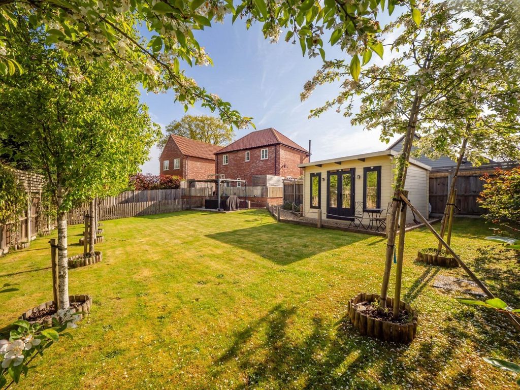 Property photo 1 of 39