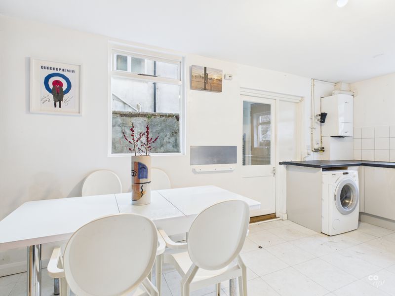 Property photo 3 of 16 Photo 13