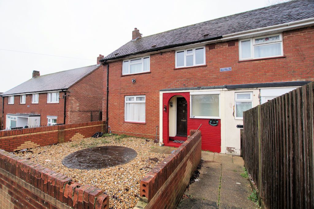 Property photo 1 of 20 Front