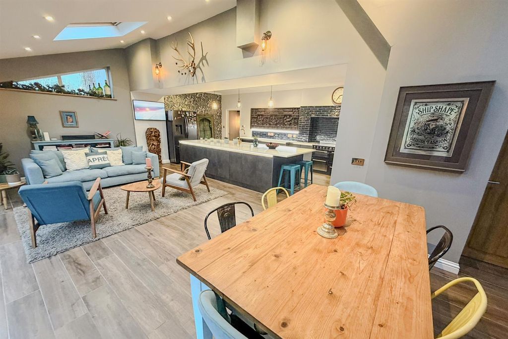 Property photo 3 of 28 Img_3352.Jpg