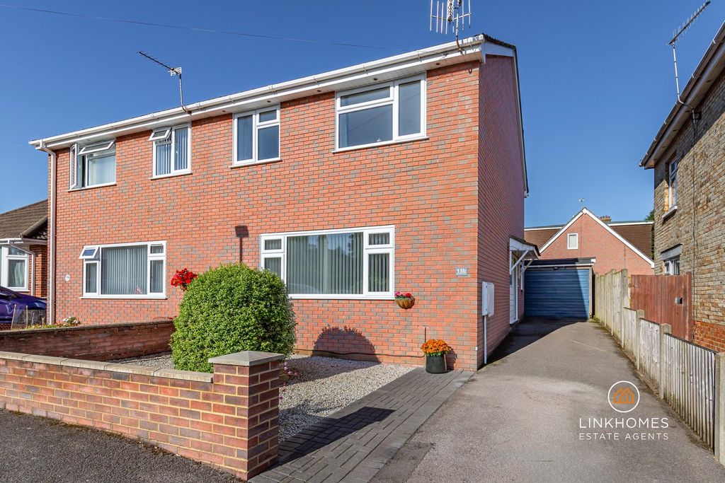 Property photo 1 of 23