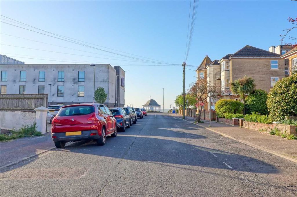 Property photo 2 of 2