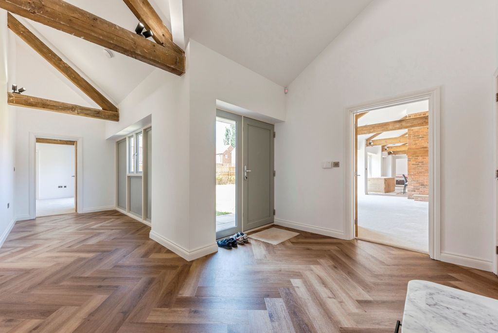 Property photo 2 of 22 Lapwing_Barn-18