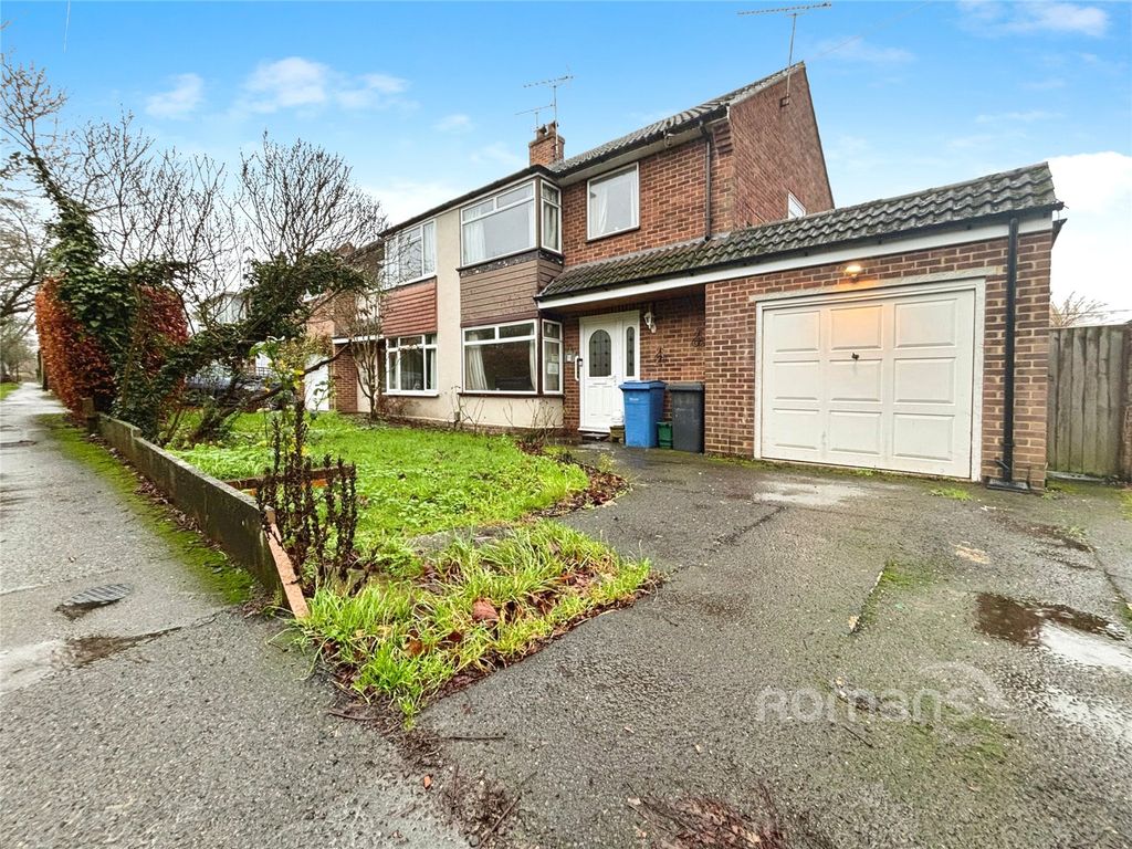 Property photo 1 of 16 Picture No. 12