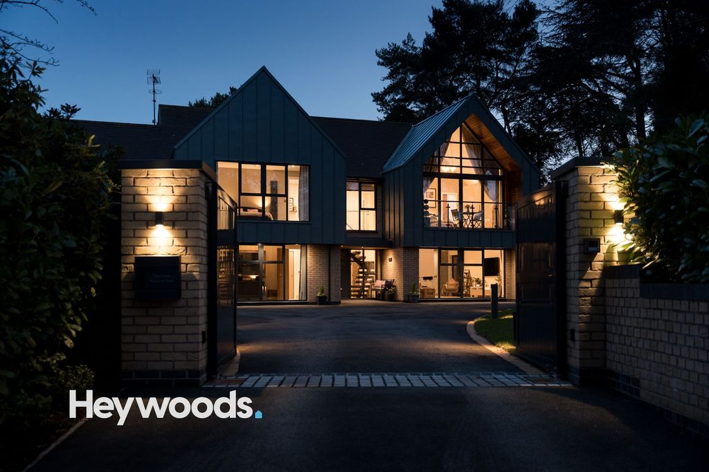 Property photo 1 of 47