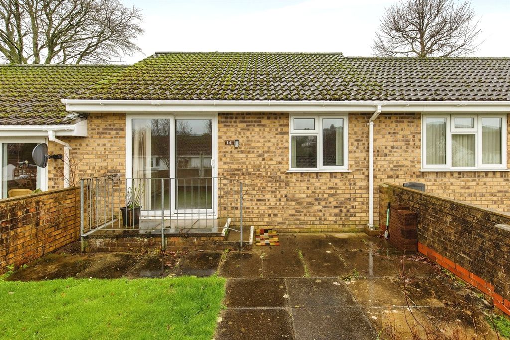 Property photo 1 of 12 Outside