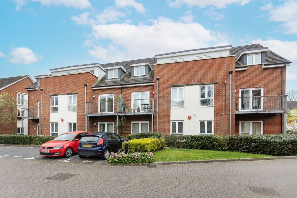 Property photo 1 of 12 External