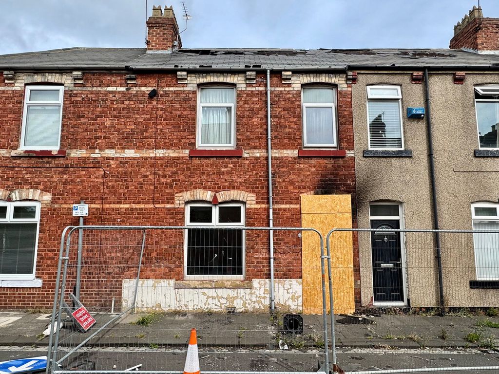 Property photo 1 of 1