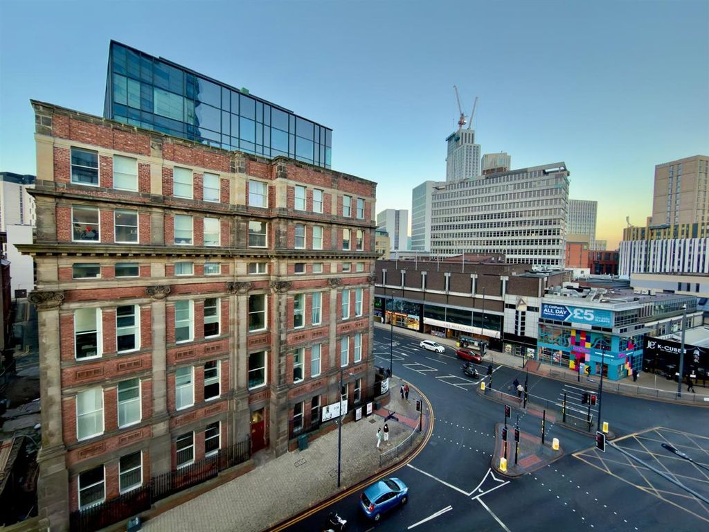 Property photo 3 of 9 4Bc42952-17B3-42Fc-9c58-Fe5B2Bd3655c.Jpg