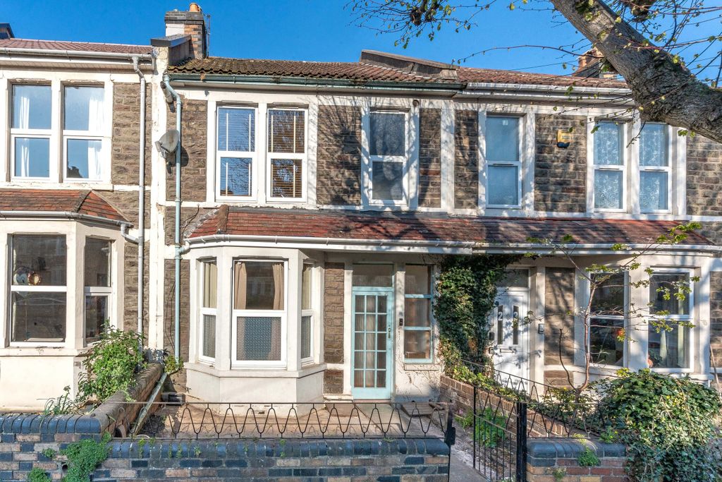 Property photo 1 of 10 1