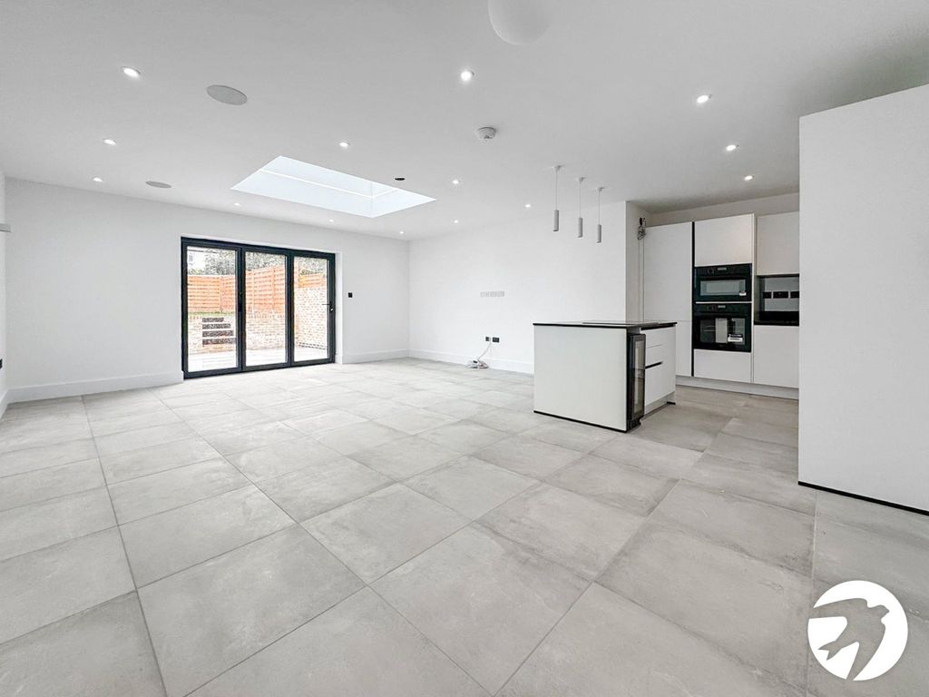 Property photo 3 of 15 Picture No. 09