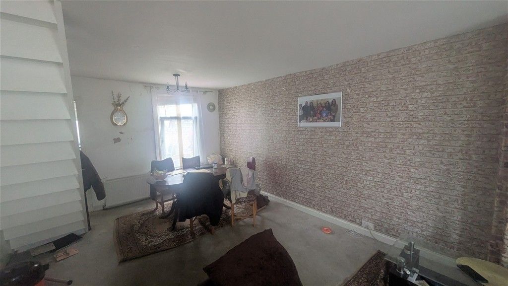 Property photo 3 of 4 Lounge