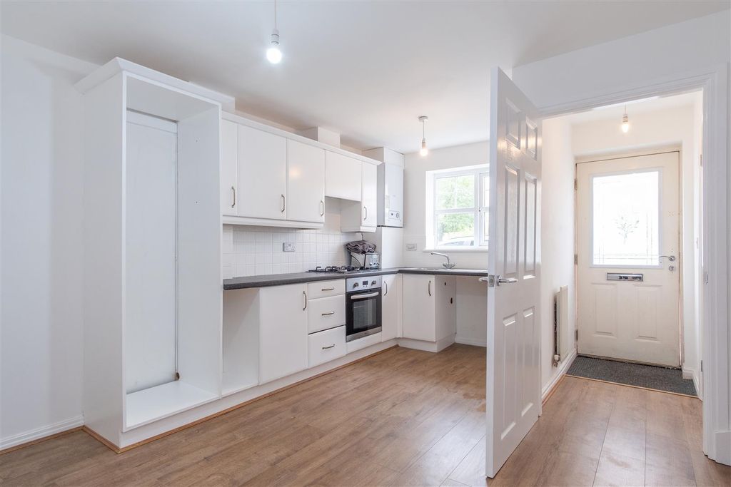 Property photo 3 of 22 Kitchen/Diner/Entrance Hall