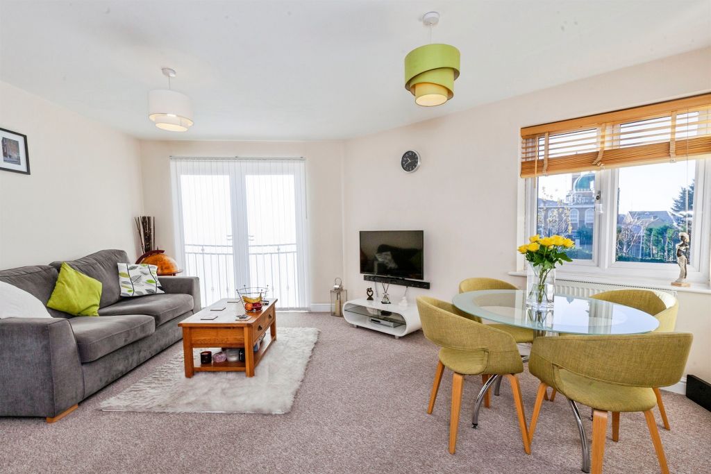 Property photo 2 of 13