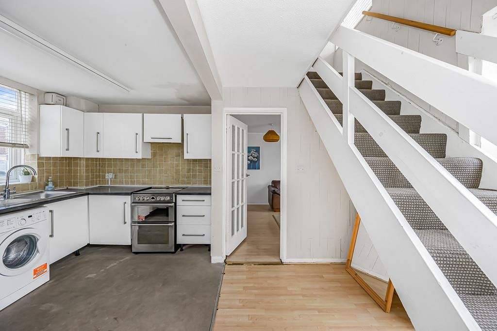 Property photo 1 of 19 Maple Avenue