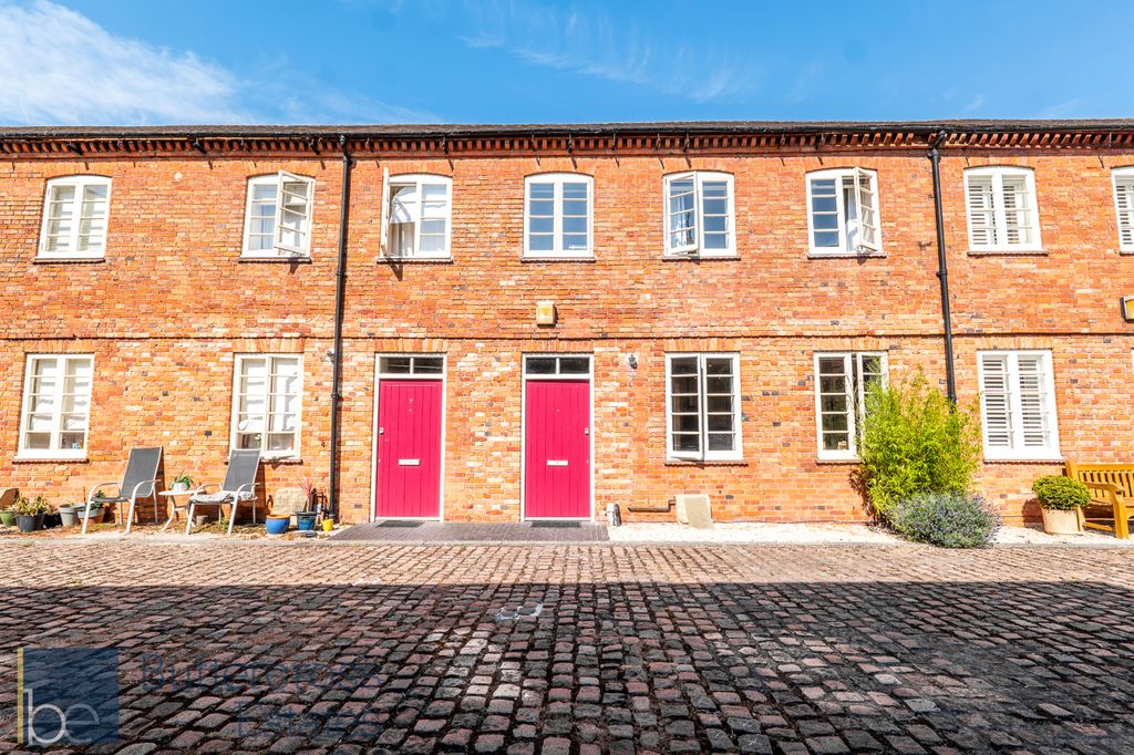 Property photo 1 of 14 The Malthouse