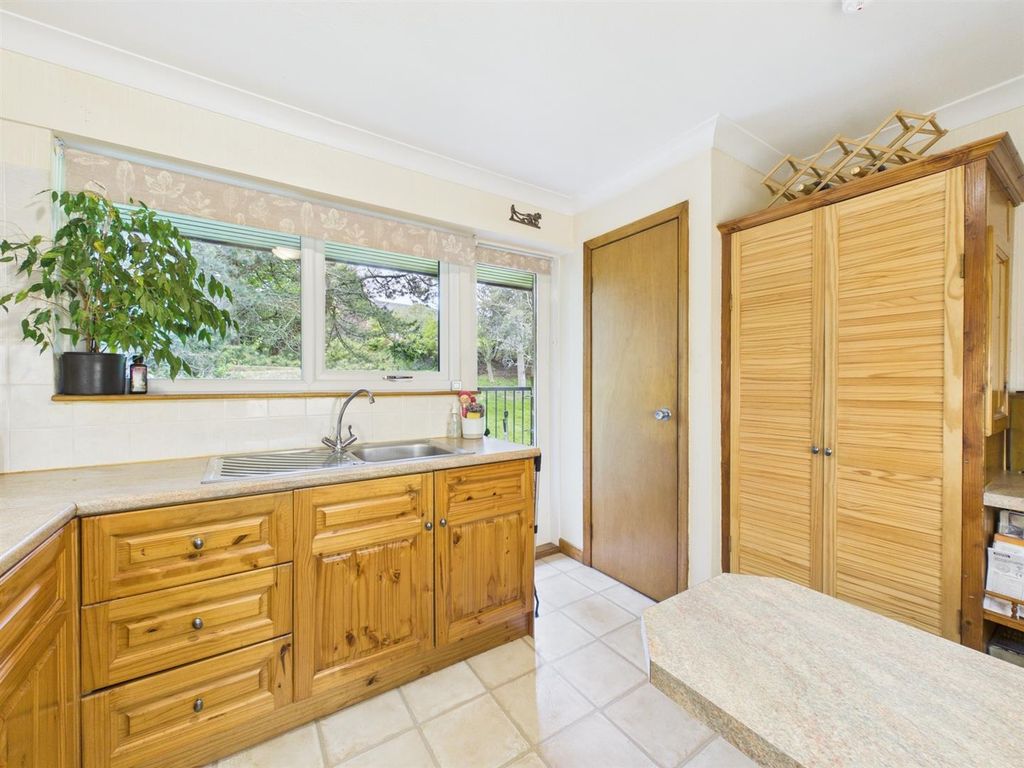 Additional image 6 of 2 bed flat for sale5 Queens Court, Perth PH2