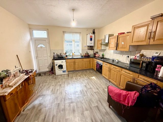 Property photo 3 of 9