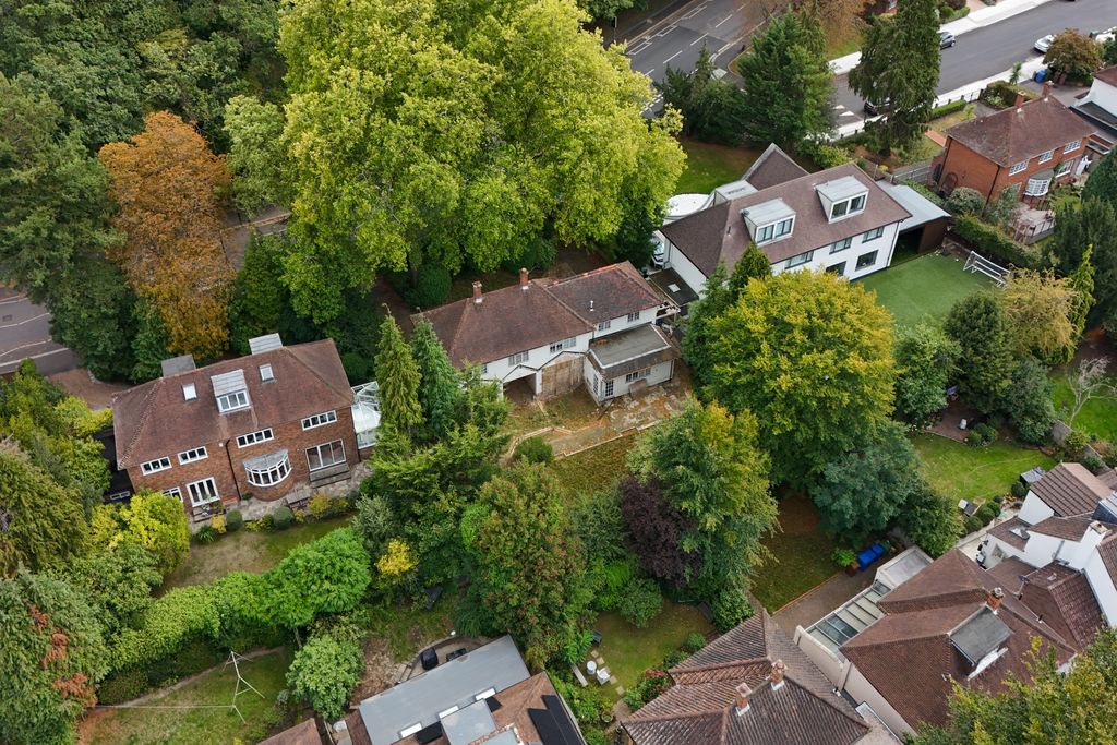 Property photo 2 of 17 126 College Road, Dulwich, London, Se19 1Xd