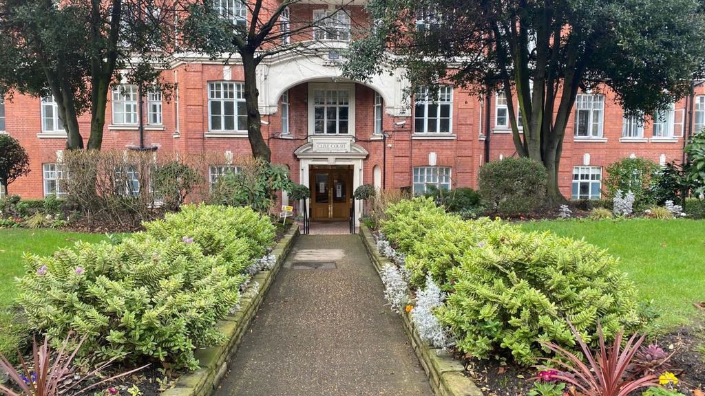 Property photo 2 of 3