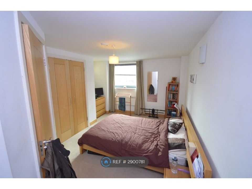 Property photo 2 of 8