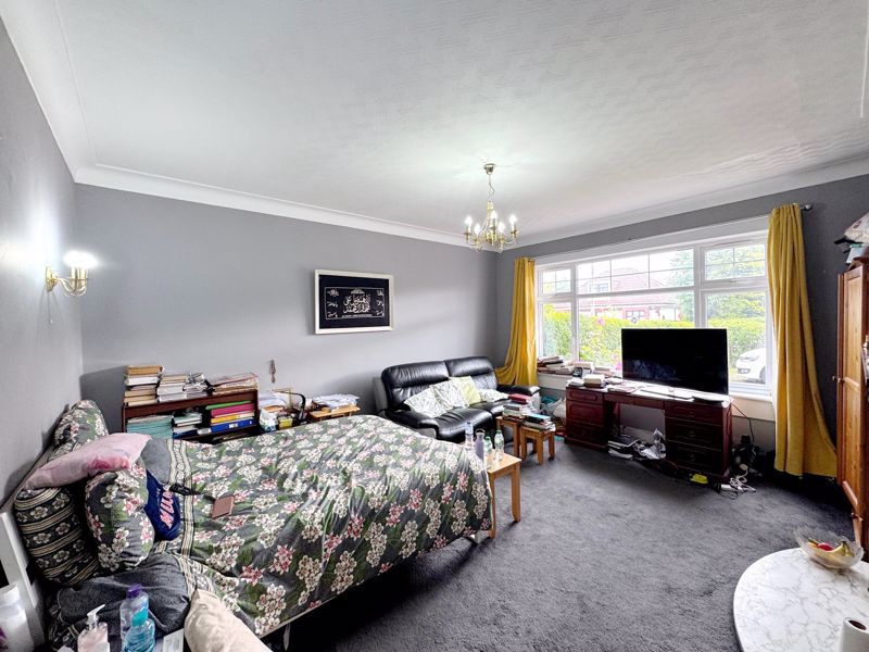 Property photo 3 of 12 Photo 9