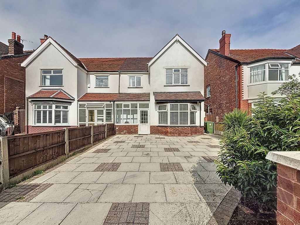 Property photo 2 of 34 4384042
