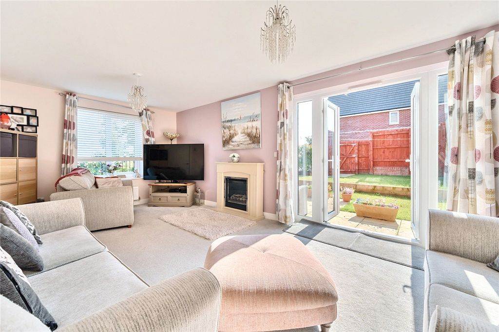 Property photo 3 of 15 Picture No. 13