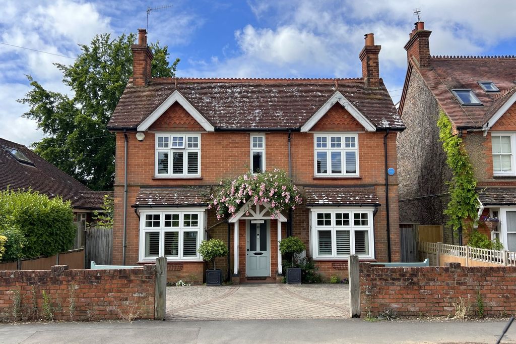 Property photo 1 of 17 Front