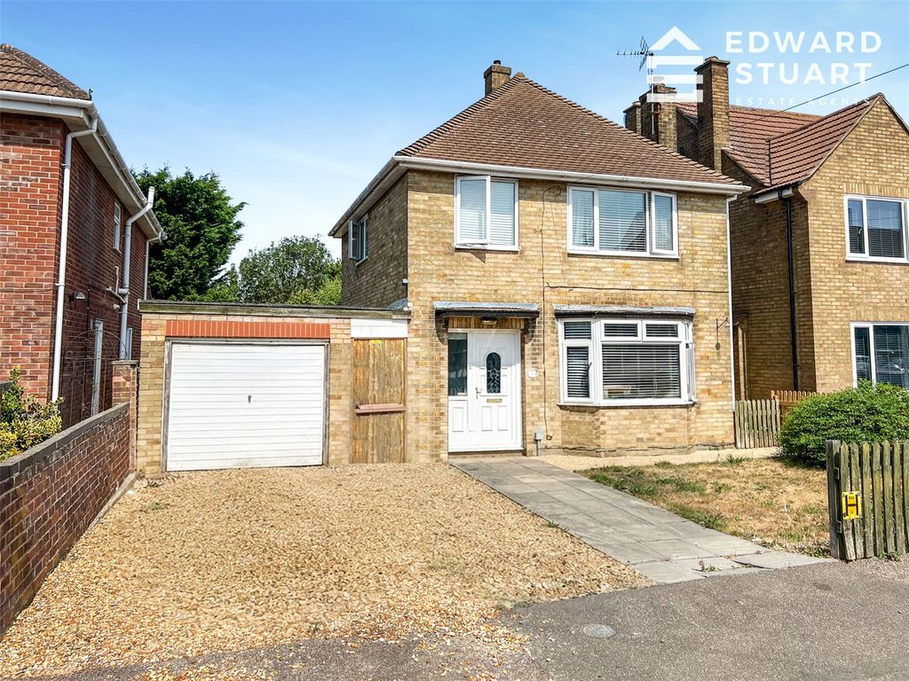 Property photo 1 of 17 Picture No. 11