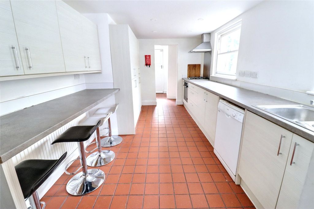 Property photo 3 of 17 Picture No. 22