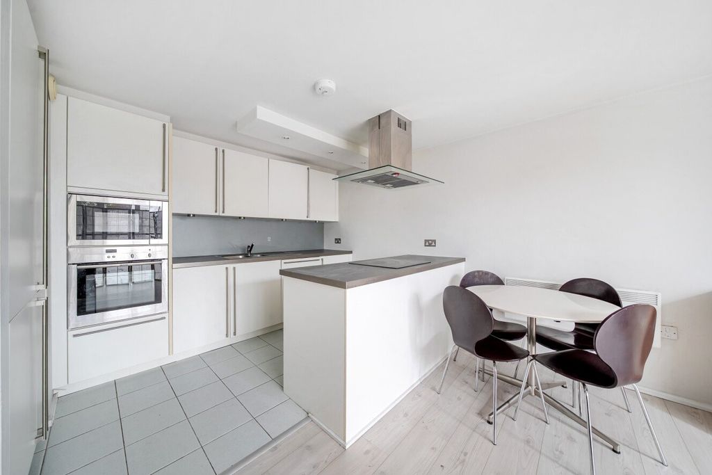 Property photo 2 of 11 Picture No. 05