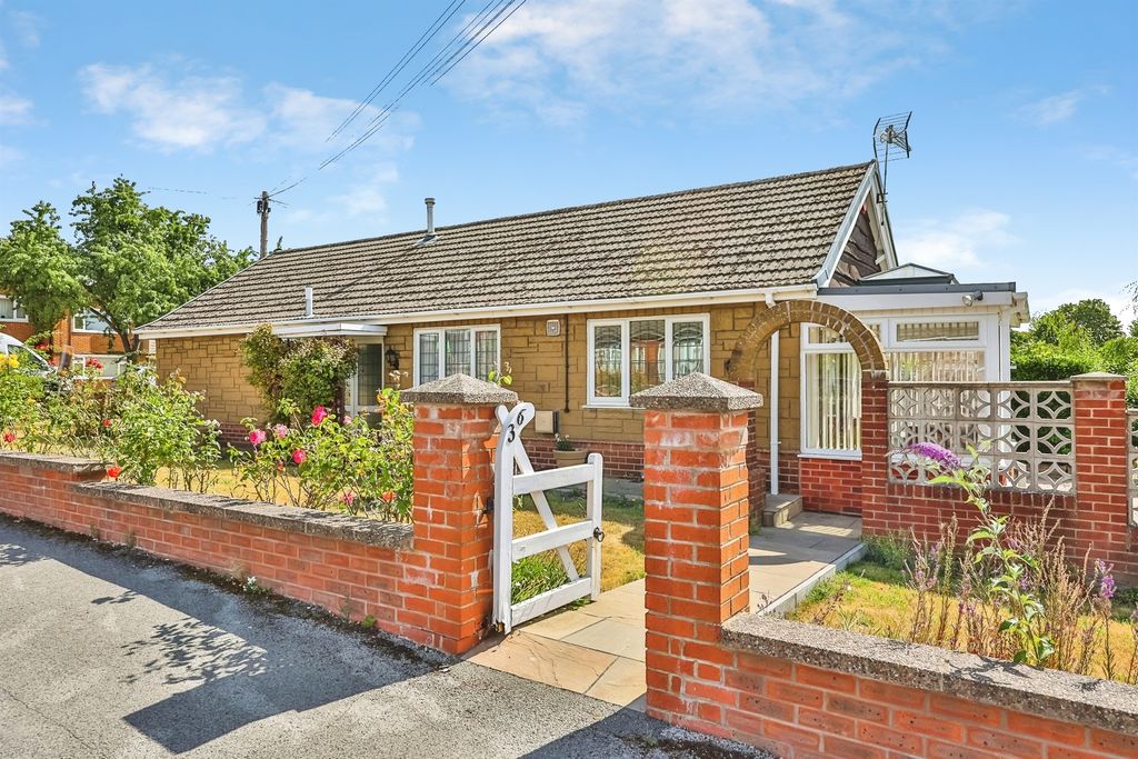 Property photo 1 of 19