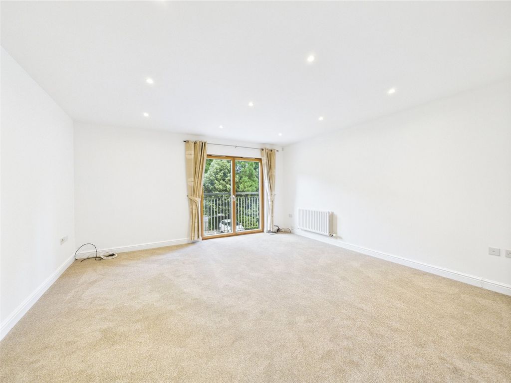 Property photo 3 of 12 Picture No. 09