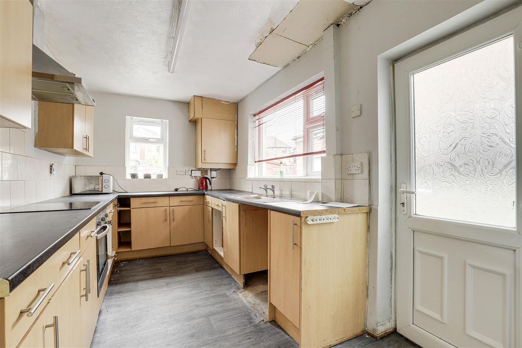 Property photo 3 of 13 04.Jpg