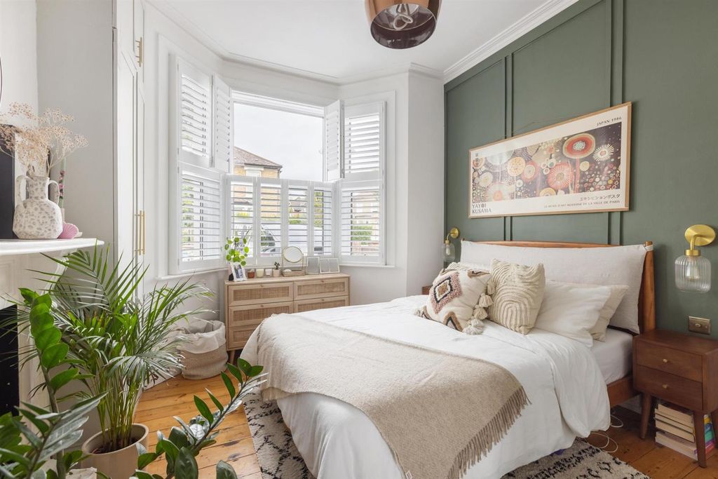 Property photo 2 of 17 7M2A2961-Hdr.Jpg