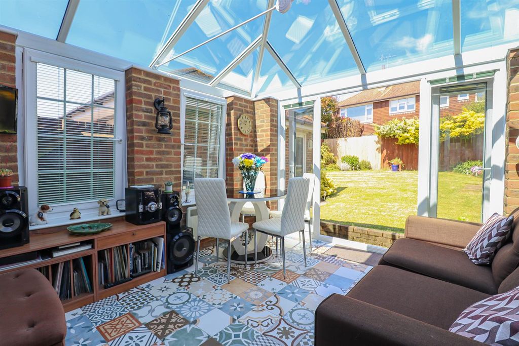 Property photo 3 of 11 Img_4405.Jpg