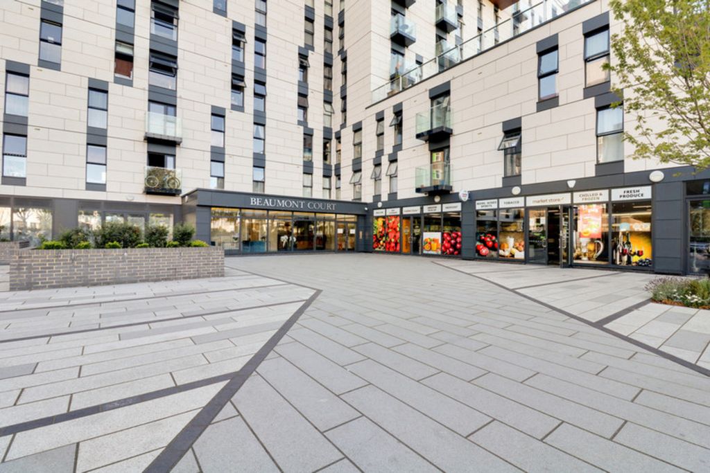 Property photo 1 of 18