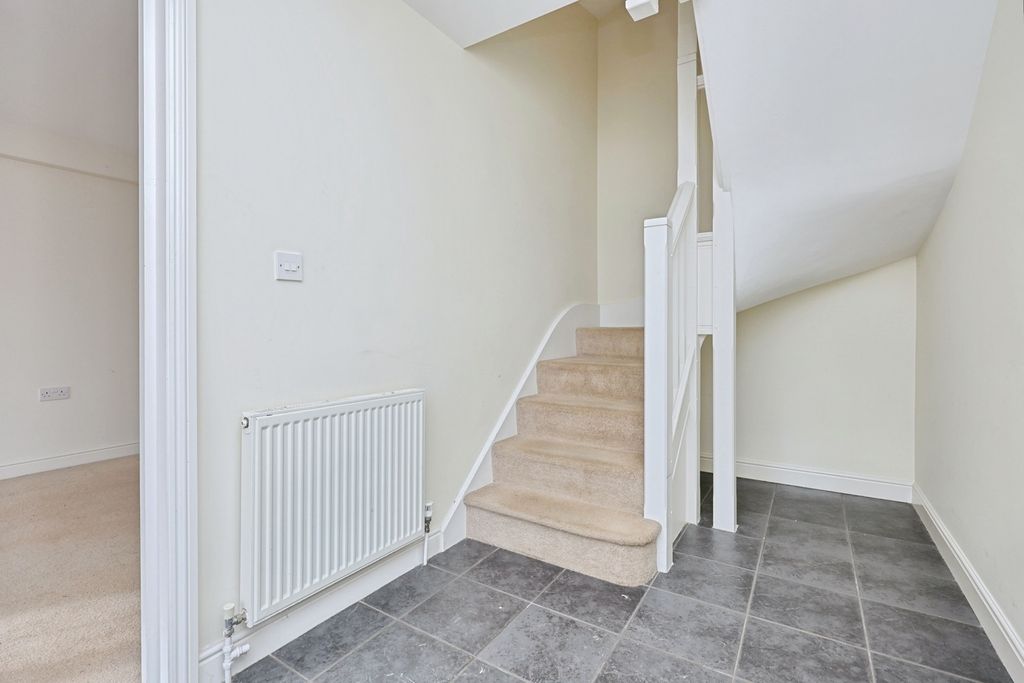 Property photo 2 of 17 Pbox-Img.Jpg