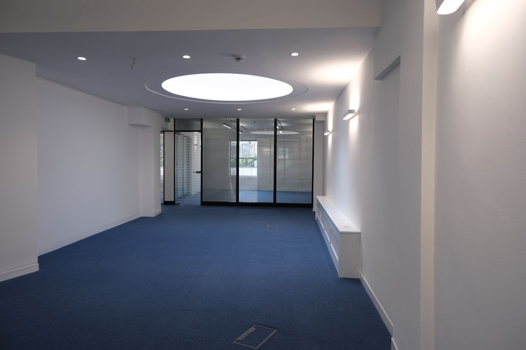 Property photo 2 of 11 Large Open Space