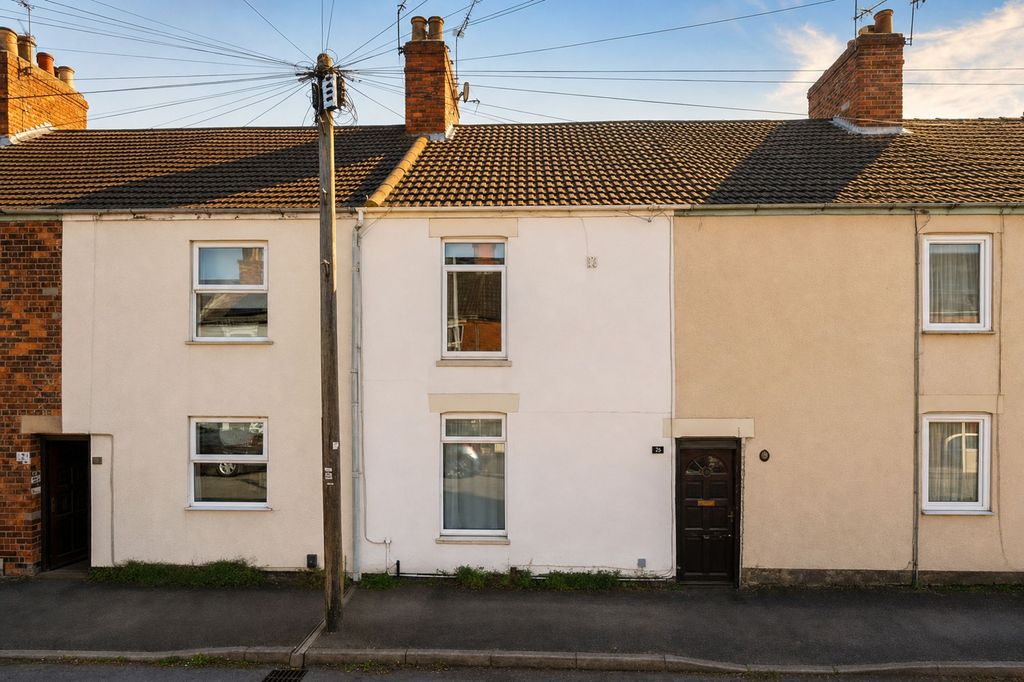 Property photo 1 of 12