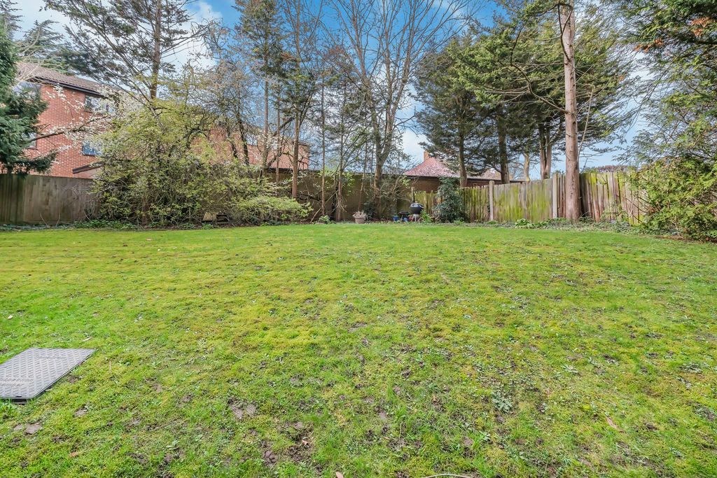 Additional image 26 of 3 bed flat for saleEastwick Lodge, Village Road, Enfield EN1