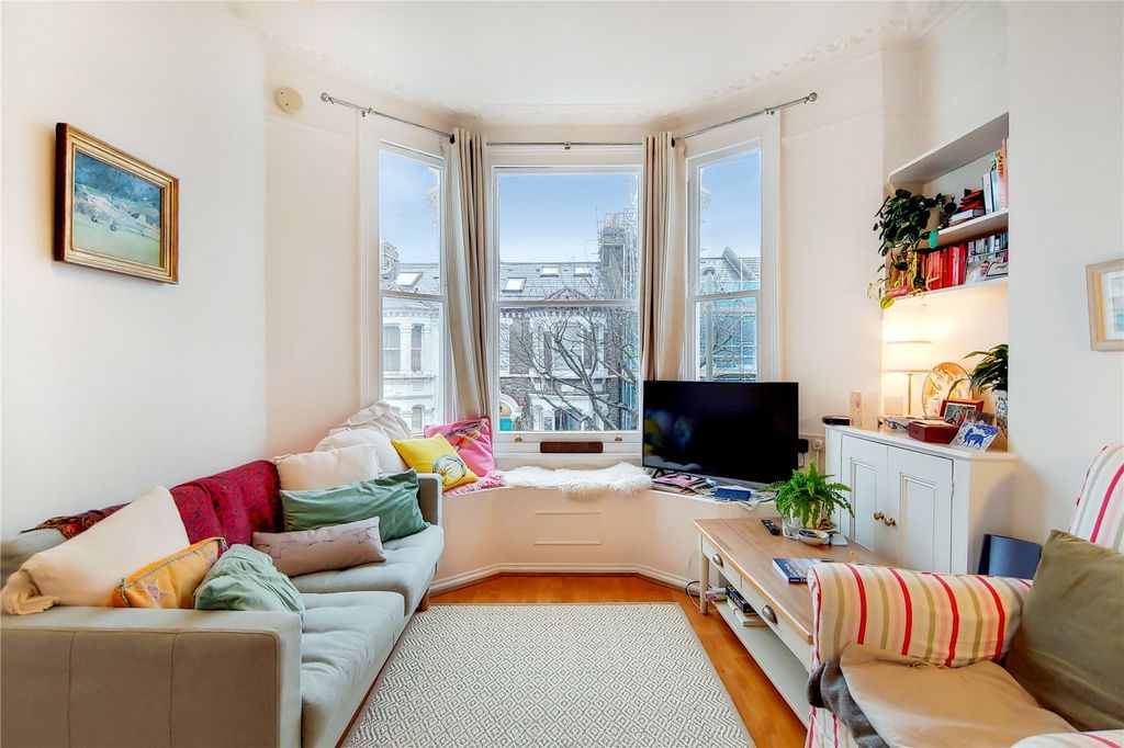 Property photo 1 of 6